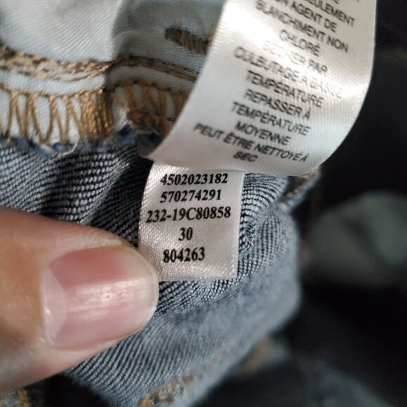 Chicos Jeans Womens Size 1.5 US 10 Blue Perfect Stretch Girlfriend Slim Leg Capr - Picture 5 of 13